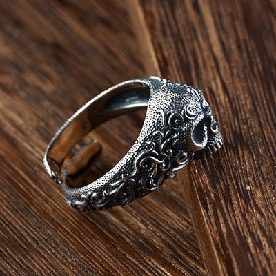 Men's Sterling Silver Ivy Pattern Skull Ring
