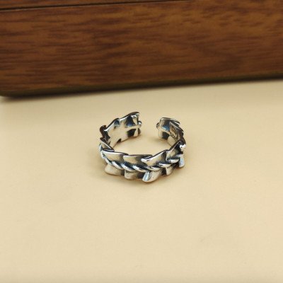 Women’s Sterling Silver Ribbon Wrap Ring